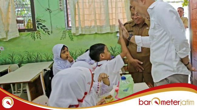 Waspadai Gagal Ginjal Anak, Eri Cahyadi Perketat Pengawasan Jajanan&nbsp;Sekolah
